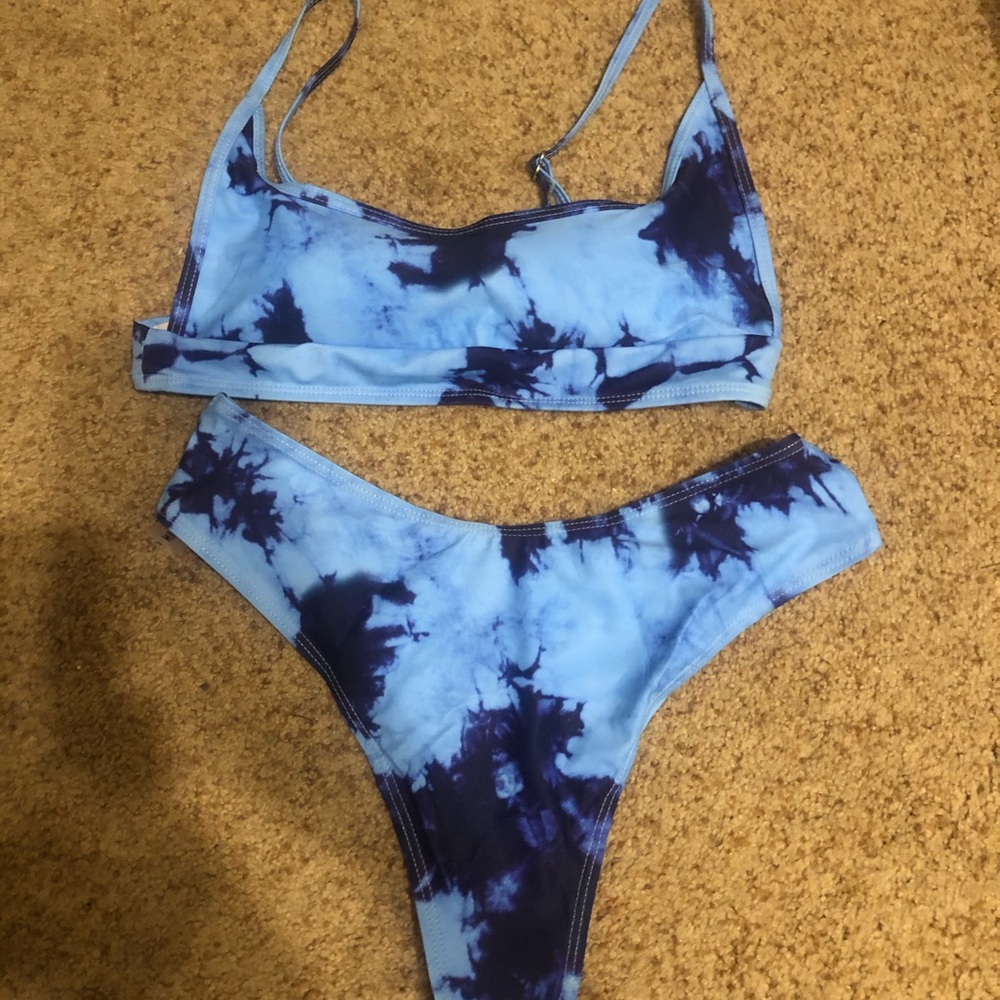Bikini